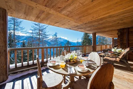 A Magnificent Chalet in the Ski Resort of Verbier
