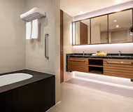Bathroom - 3 bed apartment