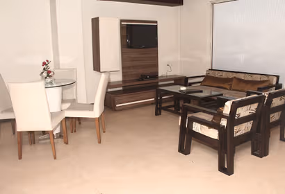 Apartments Near Lajpat Nagar Metro