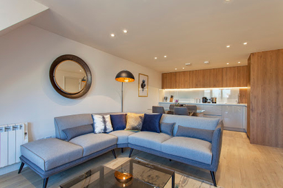 High St Apartment in Staines