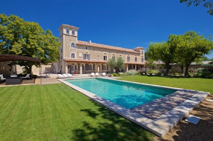 A Grand Luxury Villa in Avignon