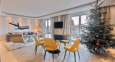 QUAI D'ORSAY - SEINE BELOW YOUR FEET