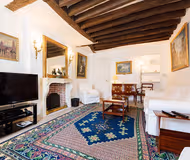 BETWEEN LOUVRE& ILE DE LA CITE