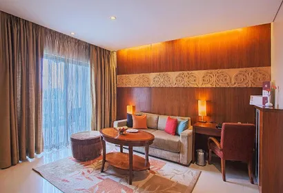 Naylor Road Apartment