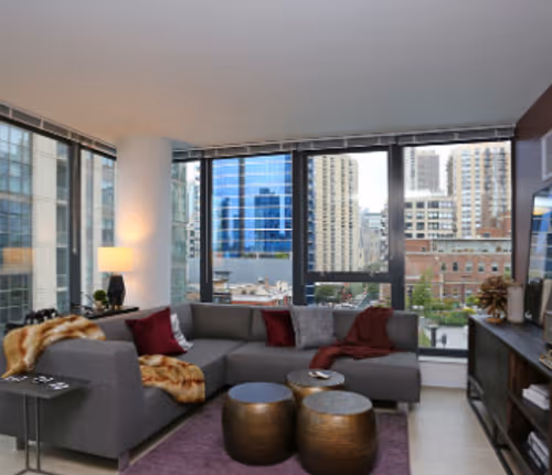 W Superior Street Serviced Apartment