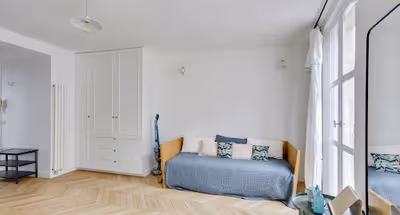 Laplace Serviced Apartment