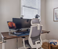 North Point St Apartment