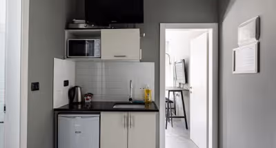 Yona HaNavi St Serviced Apartment