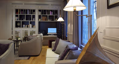 Cosy living area in La Clef Louvre Serviced Apartment, Louvre