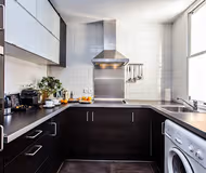 Full kitchen at Dali Apartment Gracia