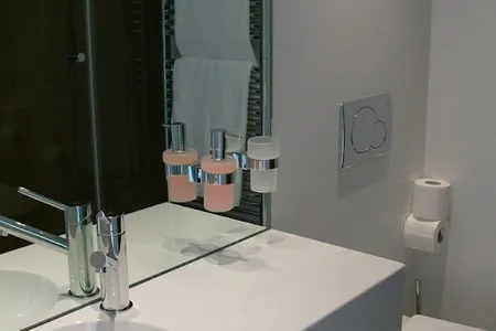 46 Binzmuehlestrasse Serviced Apartment, Zurich Nord