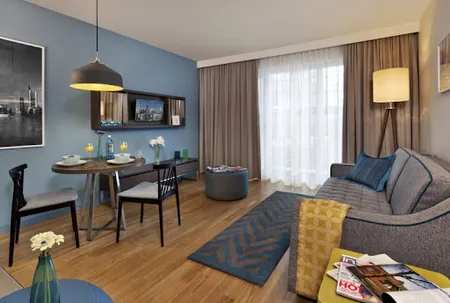 Europa-Allee One Bed