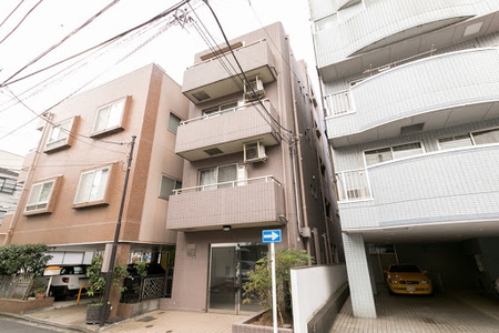Honmachi Apartments