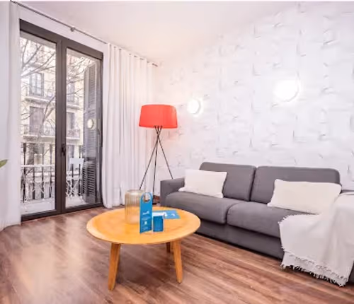 C/ de Bailèn Service Apartment