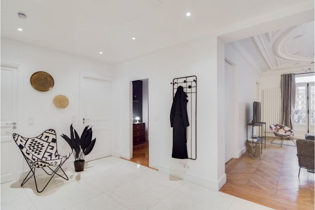 PRESTIGE OF PARIS 8TH NEXT TO CHAMPS ELYSEES