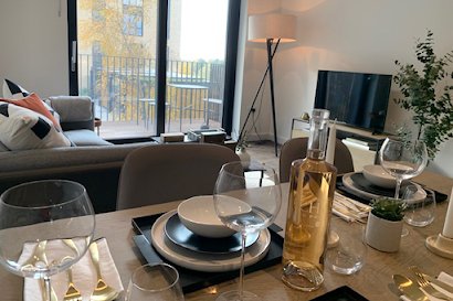 Greenford Quay Apartments in Hayes