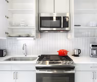 Luxury kitchen at Van Buren Street Serviced Apartment #1115 Serviced Apartment, West Loop