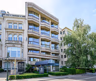 Entrance of B-aparthotel Montgomery