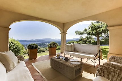 STUNNING VILLA IN GRIMAUD PANORAMIC SEAVIEWS