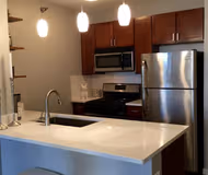 East Ohio Street Serviced Apartment