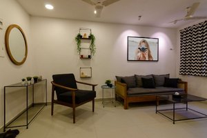 Pali Village Road Apartments