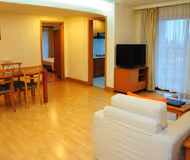 Guangdong Rd Serviced Apartments