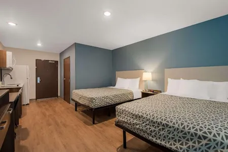 Bellflower - Los Angeles Apartment