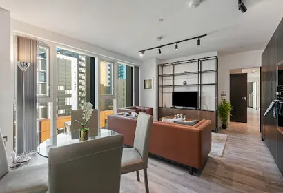 Modern Serviced  Apartments near Ealing by MySquare