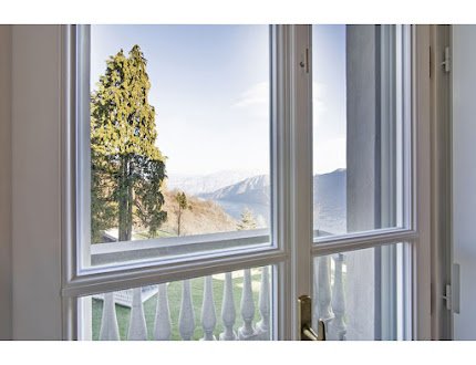 THE ITALIAN FAIRY TALE ON THE SHORES OF LAKE COMO- A MAGICAL 1300M2 HOME