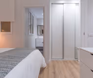 Superior bedroom in Splendom Housing Ortega y Gasset