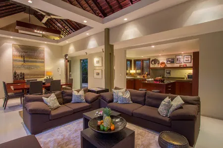 A Lush and Vibrant Villa in Seminyak