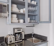 Avenue B Serviced Apartment