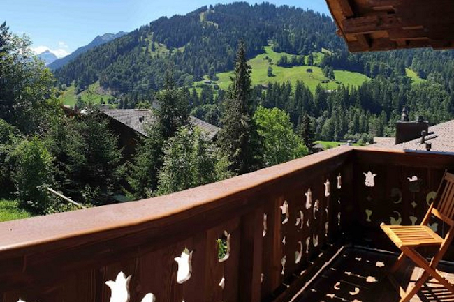 A Private Chalet With Views Over the Eggli and the Oldenhorn