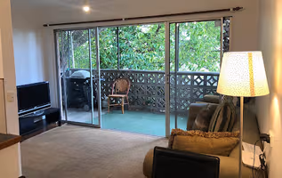 Glassop Street Apartment