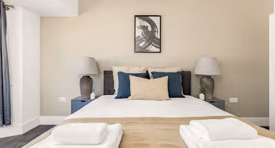 The Wembley Central Collection (Shared Kitchen & Bathroom))