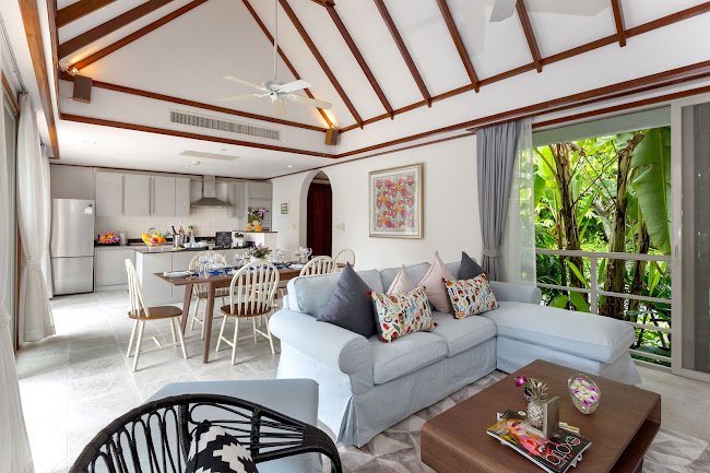 Handsome Villa Near Kata Beach