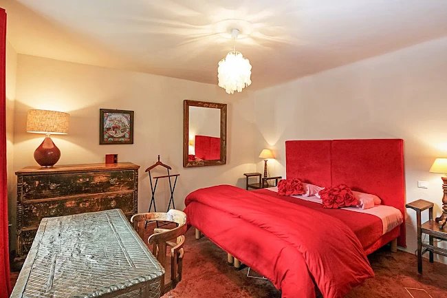 Quintessential Provencal Villa in the Hamlet of Maubec