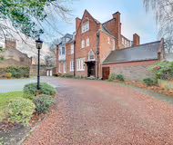 Westhoe Village Apartments