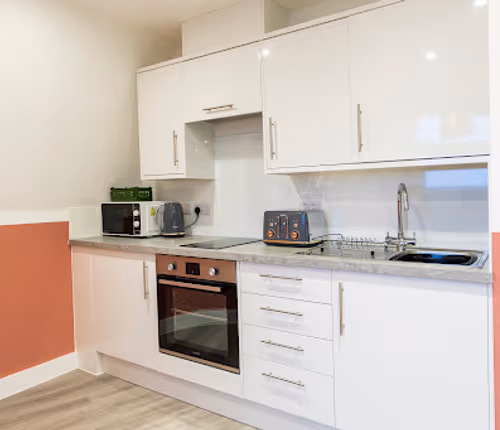 YourApartment - Clifton Village King and Sofa Bed