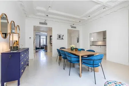 200 SQM HIGH END FASHION, AVENUE DES CHAMPS ELYSEES - A HAUTE COUTURE ABODE