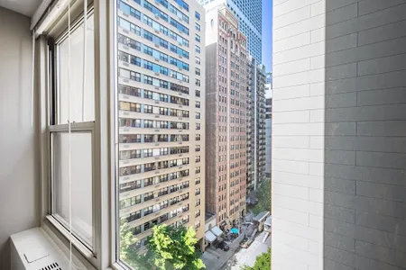 N Dewitt Pl Serviced Apartment