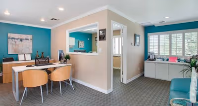 Big Canyon Apartment