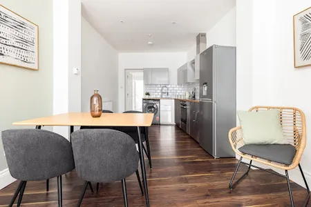 The Peckham Apartments