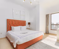 Elegant 3 Bedroom On The Walk