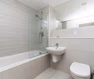 Simpson Street Serviced Apartment
