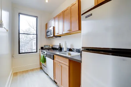 1765 R Street NW Unit 302