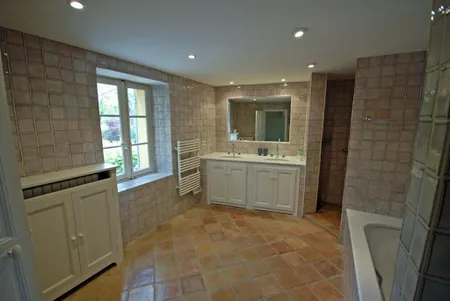 Luxury Villa in the Village of Pernes les Fontaines