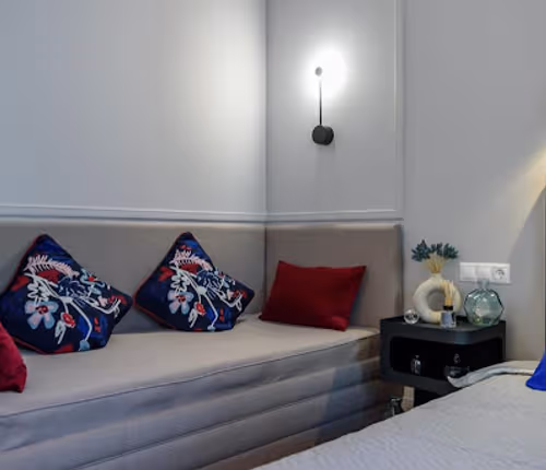 Palacio  Serviced Apartment