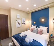 NESTLED IN THE GLAMOROUS AND POPULAR CHAMPS-ÉLYSÉES