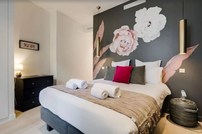 200M2 PARISIAN CHARM OUTLINED WITH LUXURY